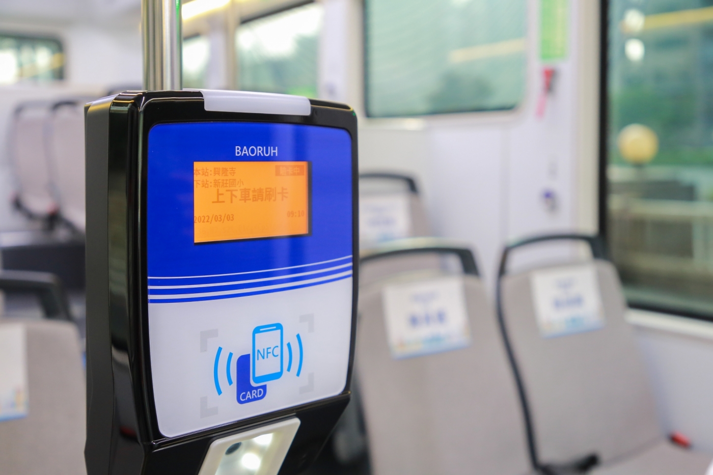鴻海電動巴士MODEL T的續航力超過400公里以上。